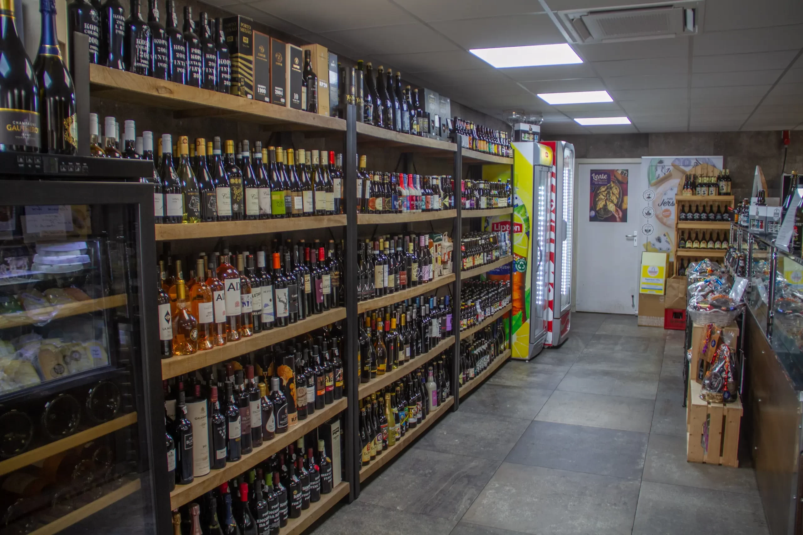 Verschillende dranken bij Norberto Lekkernijen in Kortgene